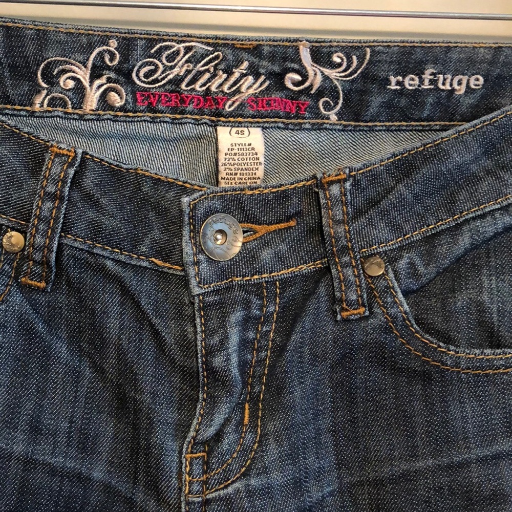 Skinny low-mid Rise Jean - Picture 2 of 5